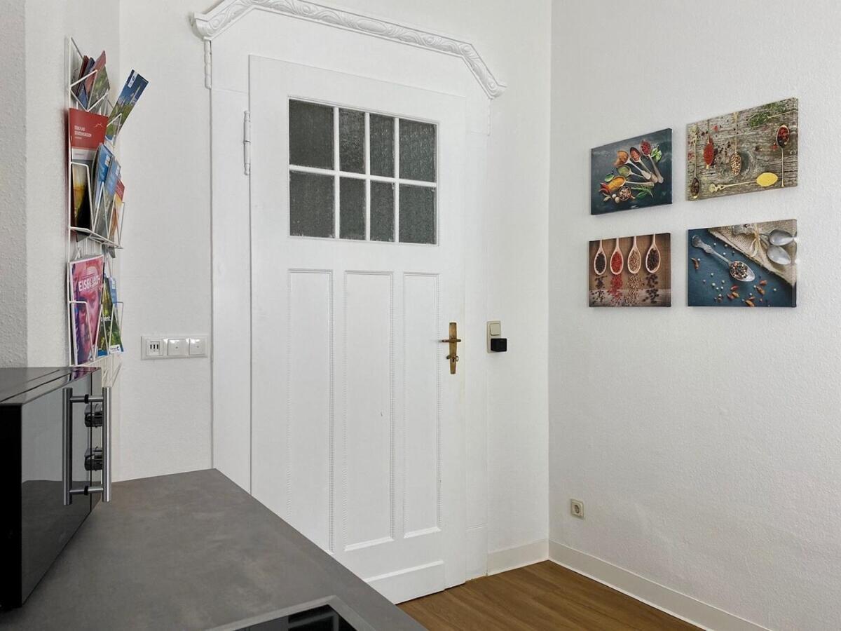 Apartament Discovair Eisenach -Karlstrasse- Fussgaengerzone Mit Netflix Zewnętrze zdjęcie