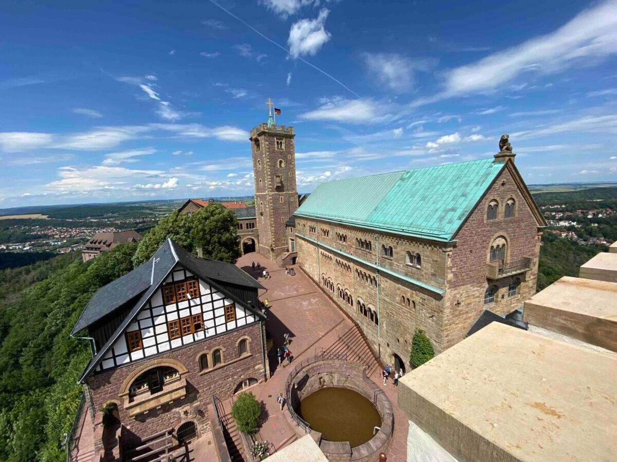 Apartament Discovair Eisenach -Karlstrasse- Fussgaengerzone Mit Netflix Zewnętrze zdjęcie