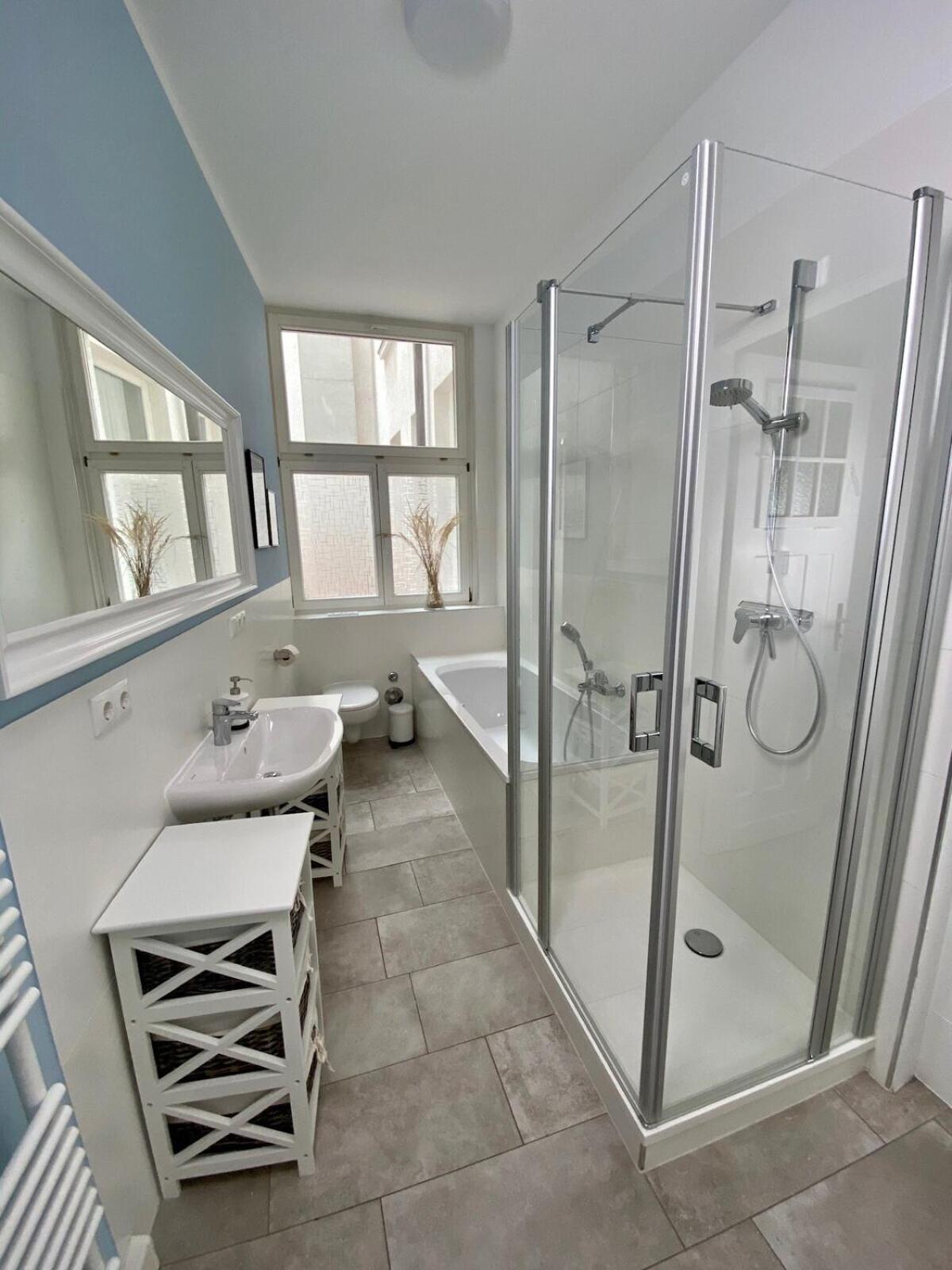 Apartament Discovair Eisenach -Karlstrasse- Fussgaengerzone Mit Netflix Zewnętrze zdjęcie
