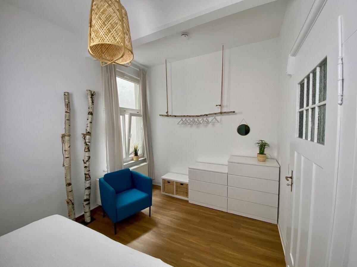 Apartament Discovair Eisenach -Karlstrasse- Fussgaengerzone Mit Netflix Zewnętrze zdjęcie