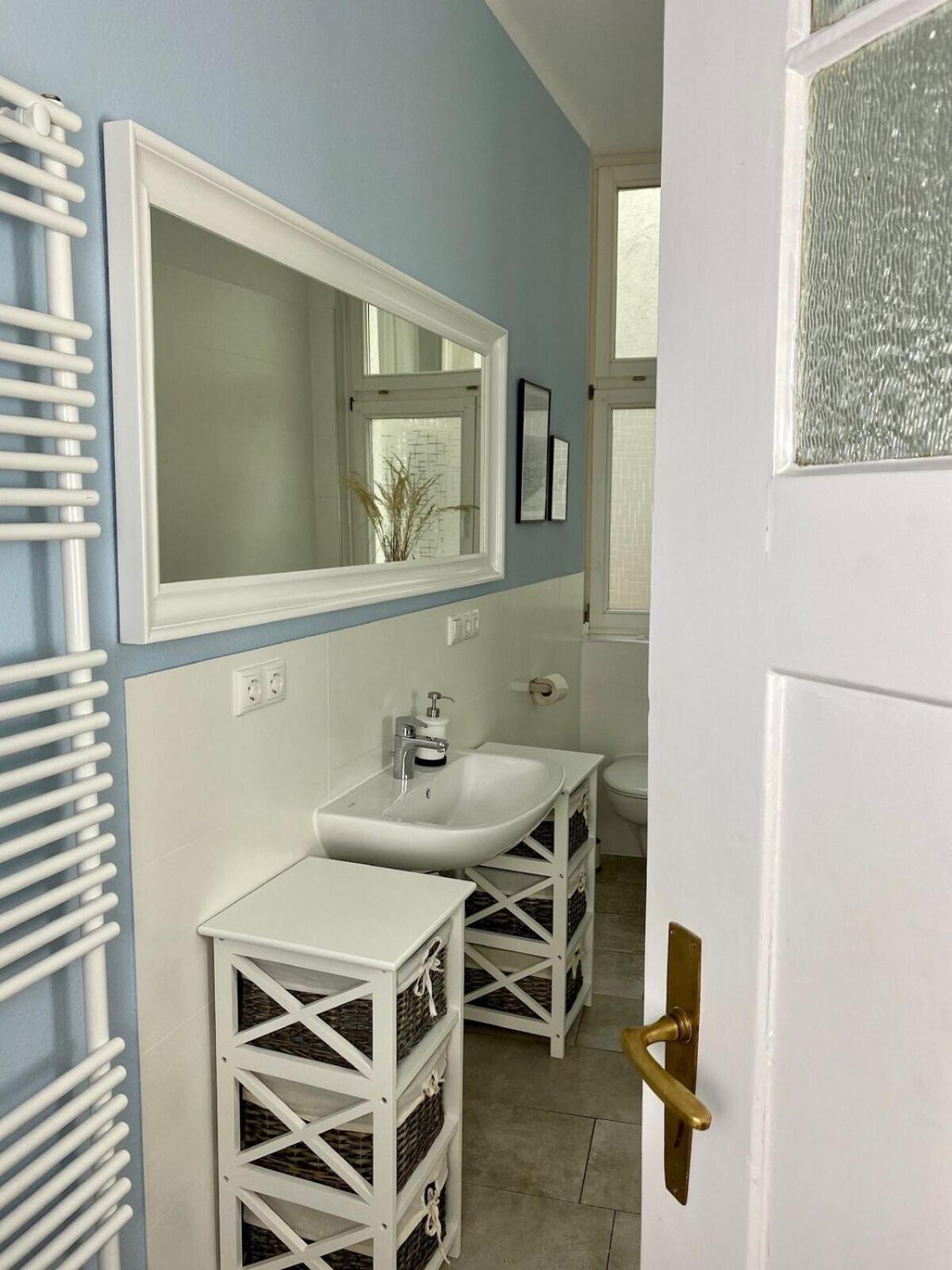Apartament Discovair Eisenach -Karlstrasse- Fussgaengerzone Mit Netflix Zewnętrze zdjęcie